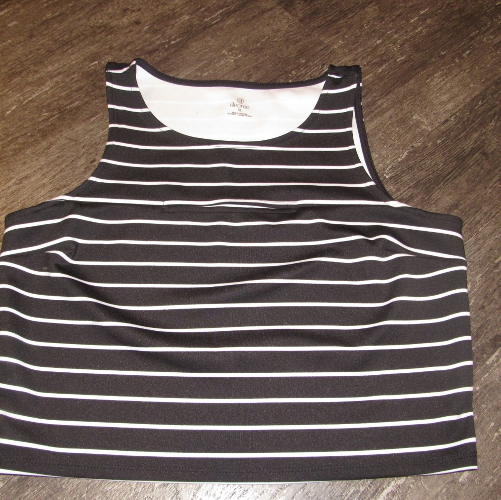 Decree womens sleeveless striped crop top with slit opening at chest size XL